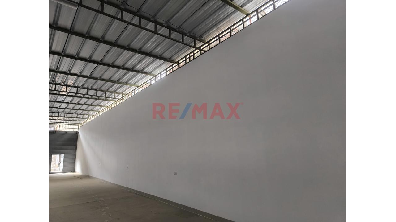 Alquiler De Local Comercial Centro Sullana - Calle Ugarteche - 4