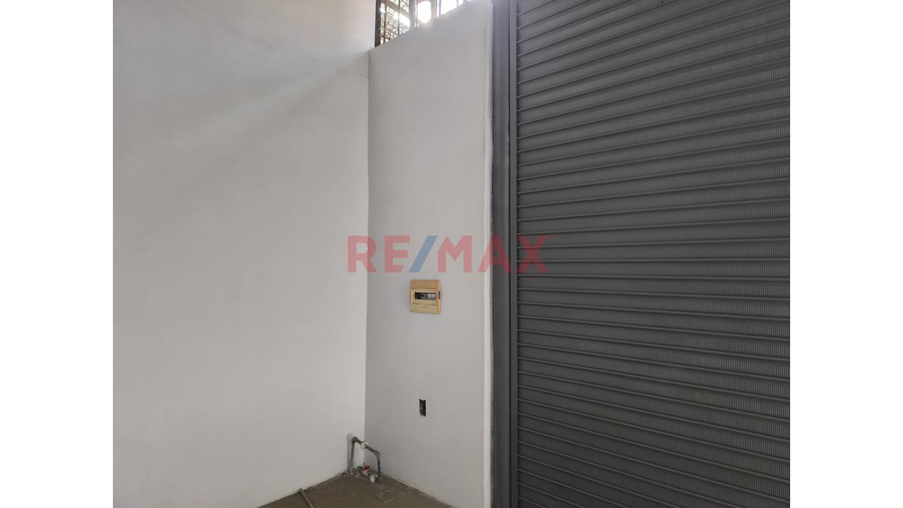 Alquiler De Local Comercial Centro Sullana - Calle Ugarteche - 8