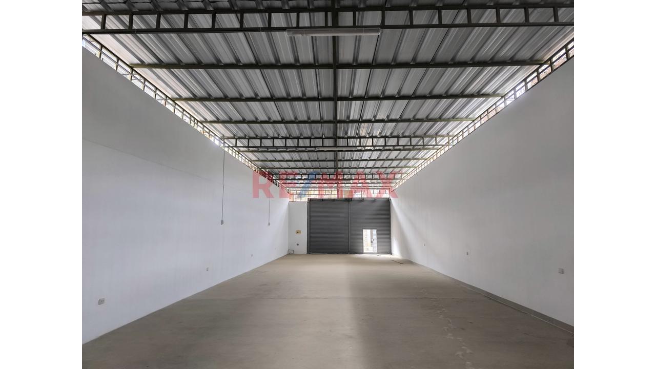 Alquiler De Local Comercial Centro Sullana - Calle Ugarteche - 2