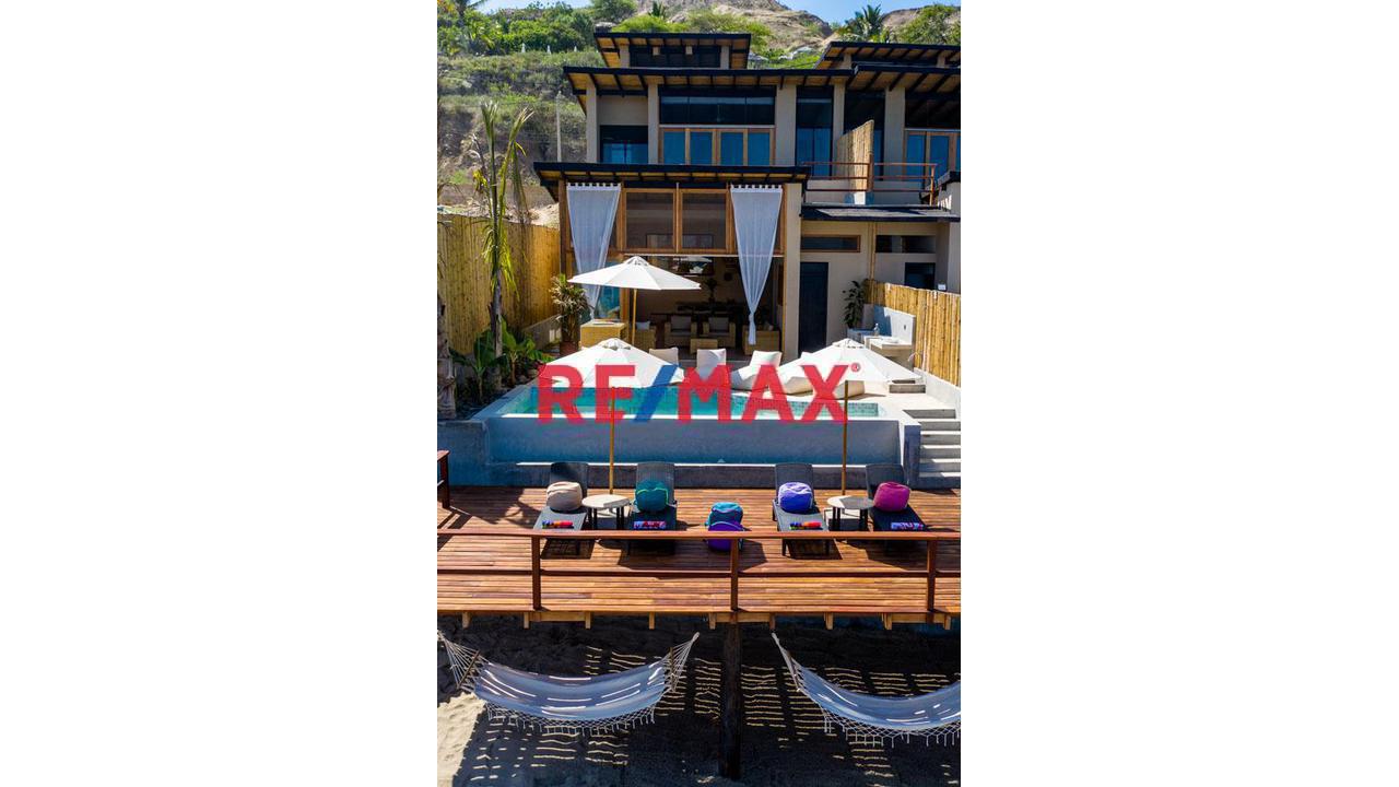 Casa De Playa Frente Al Mar Con Piscina Privada En Las Pocitas, Máncora – Paraíso Exclusivo - 1
