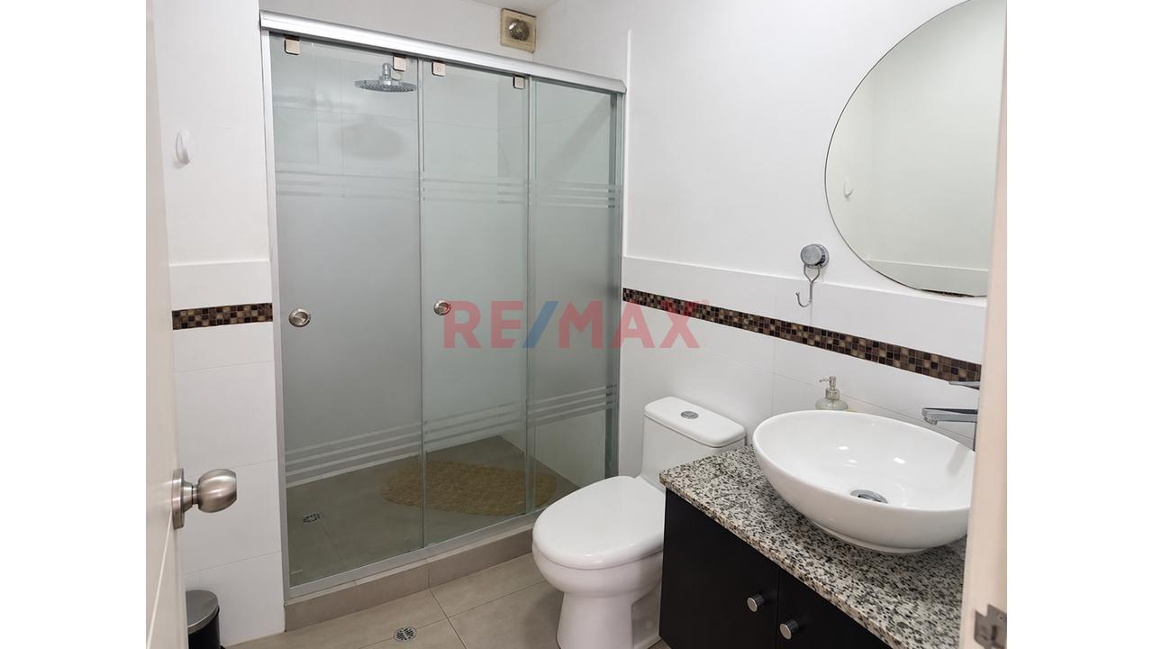 Te Ofrecemos En Venta Este Acogedor Departamento A Pocas Cuadras Del Malecon De Miraflores — foto 8