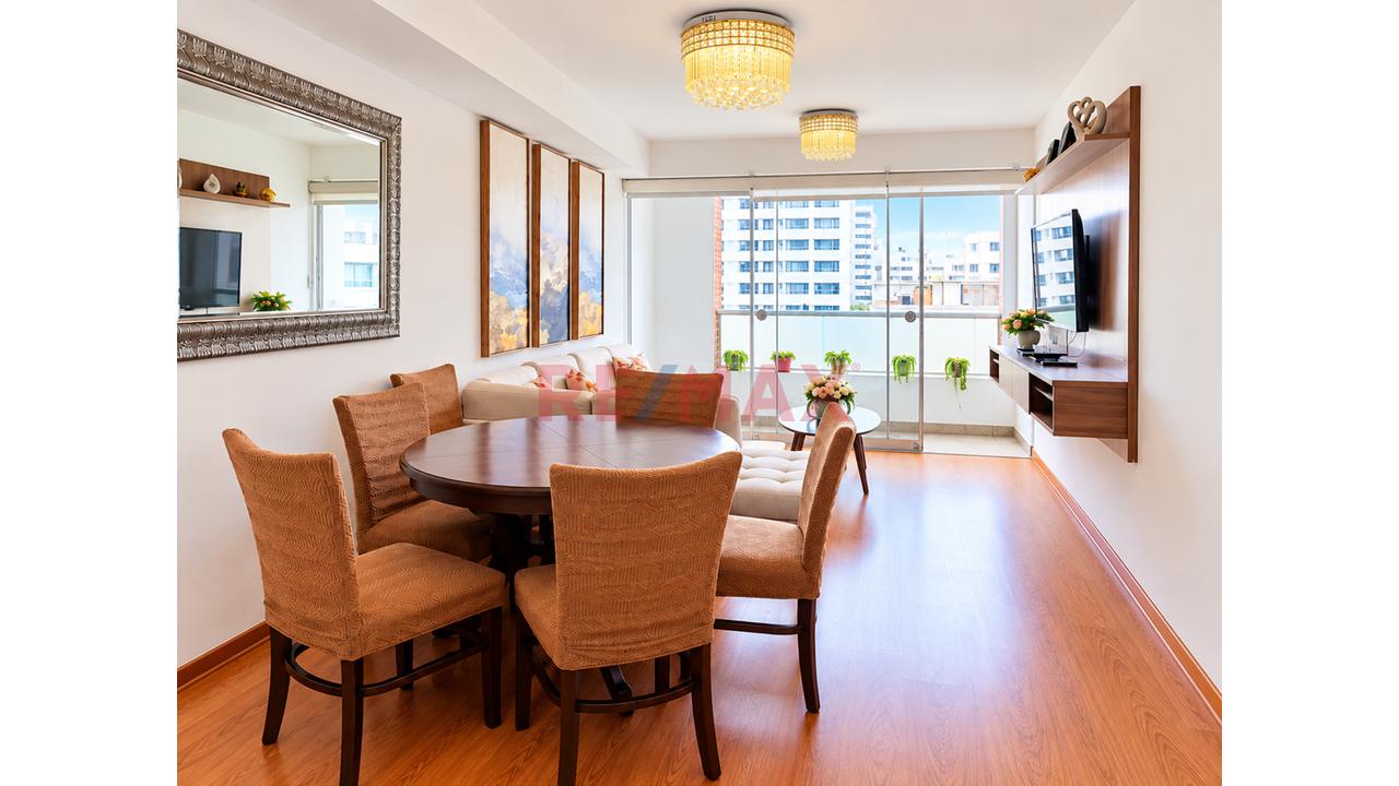Te Ofrecemos En Venta Este Acogedor Departamento A Pocas Cuadras Del Malecon De Miraflores — foto 11