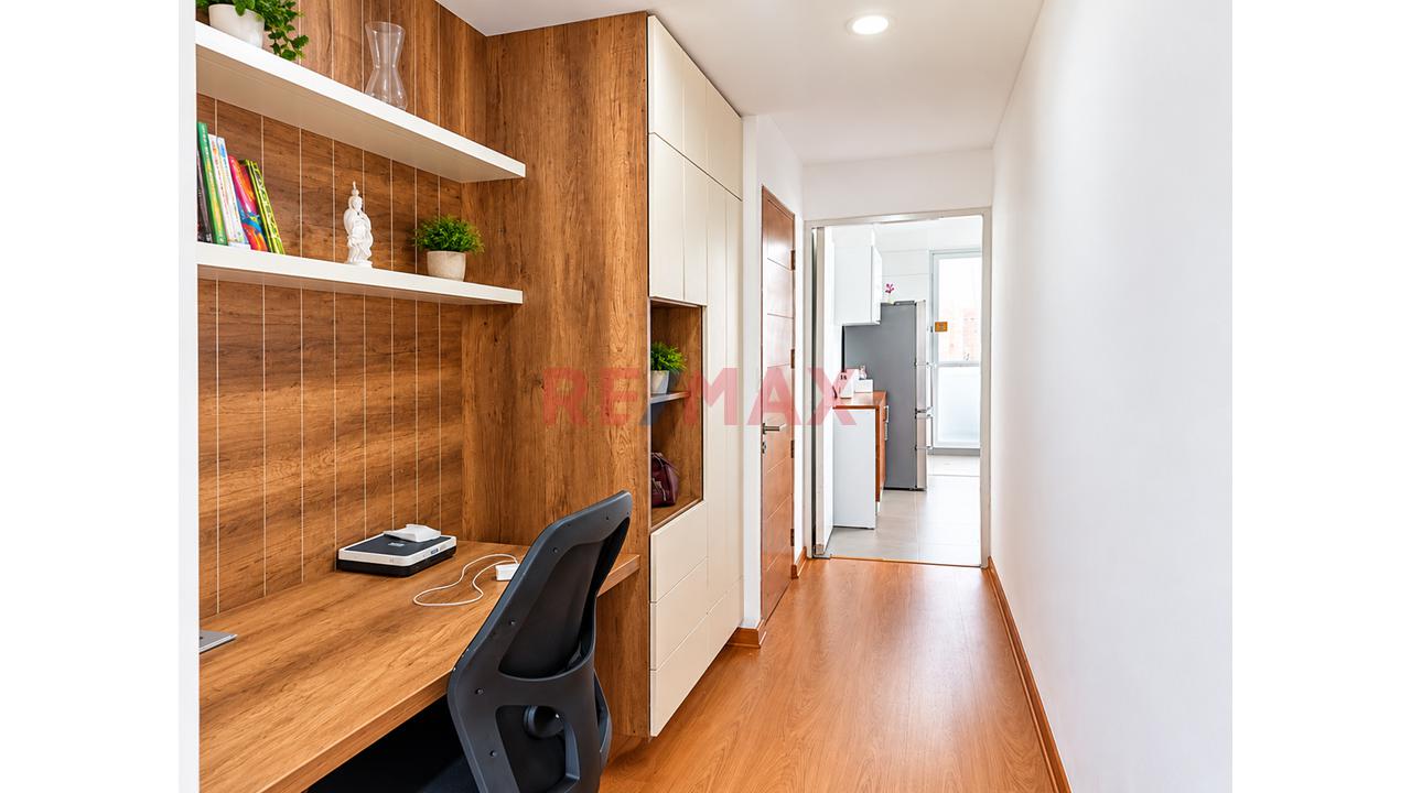 Te Ofrecemos En Venta Este Acogedor Departamento A Pocas Cuadras Del Malecon De Miraflores — foto 14