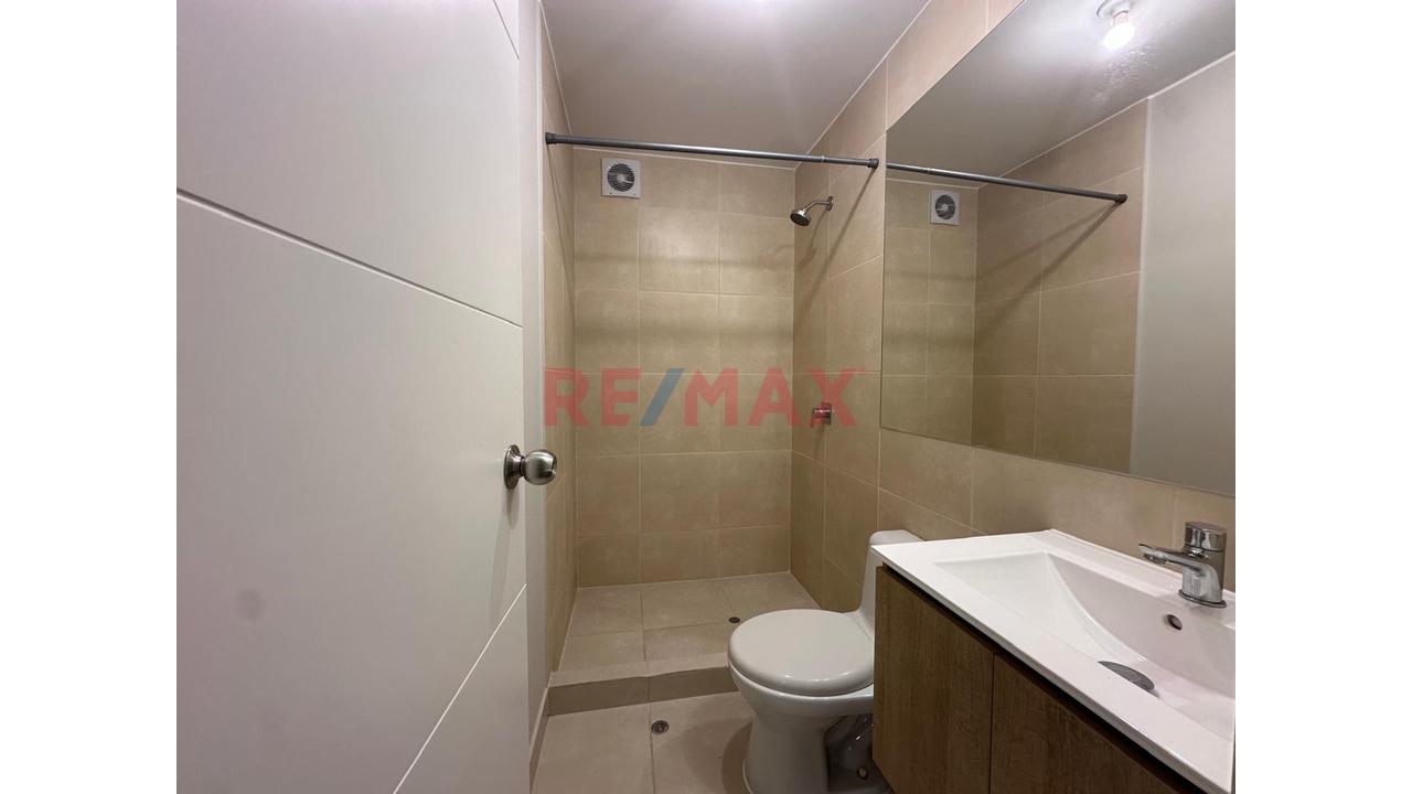 Se Alquila Lindo Departamento Con Vista A Parqur En El Corazón De Jesús Maria ! — foto 10