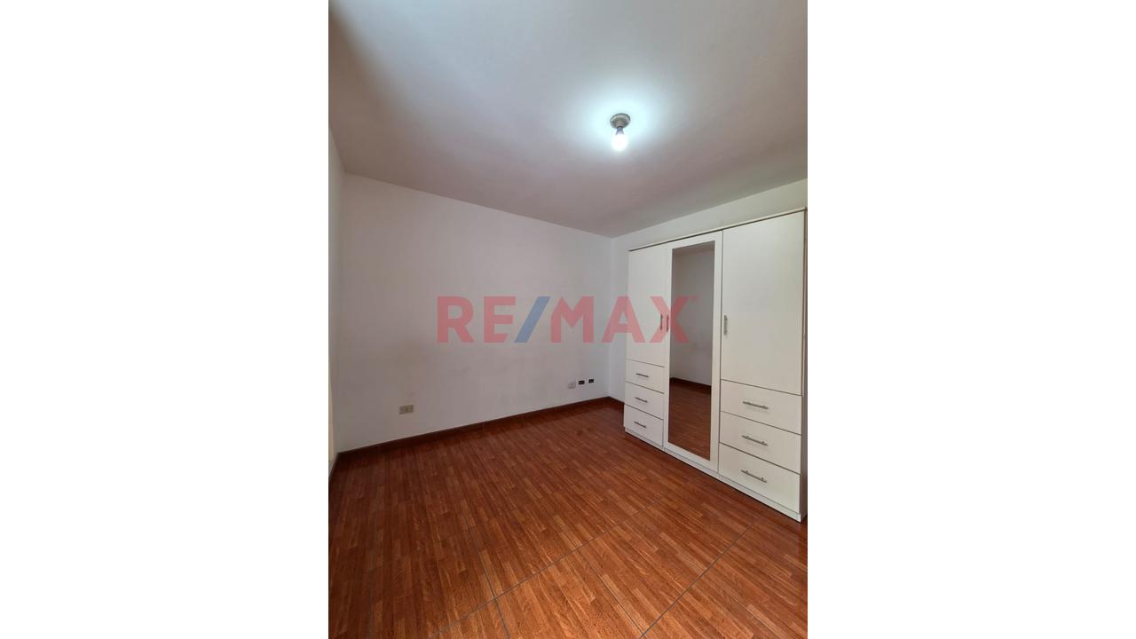 🏡 Departamento En Venta En Santiago De Surco – Urb. Los Parrales — foto 9