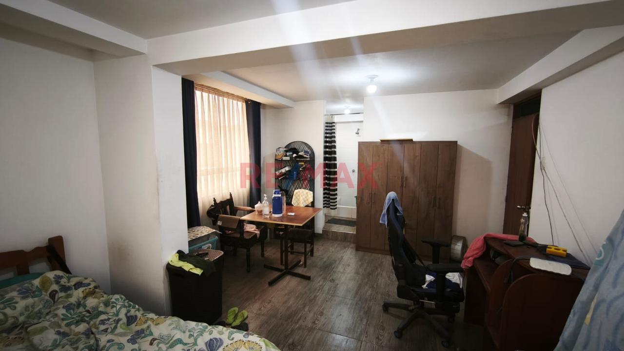 Habitación Con Baño Privado En Alquiler – Cerca A Estación San Martín | Sjl — foto 5