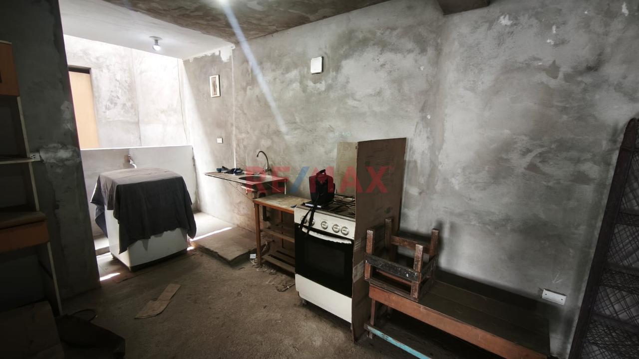 Habitación Con Baño Privado En Alquiler – Cerca A Estación San Martín | Sjl — foto 4
