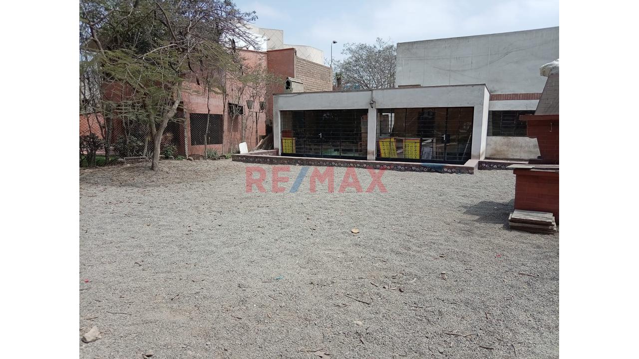 Alquilo Casa Como Local Comercial Ubicacion Estrategica — foto 7