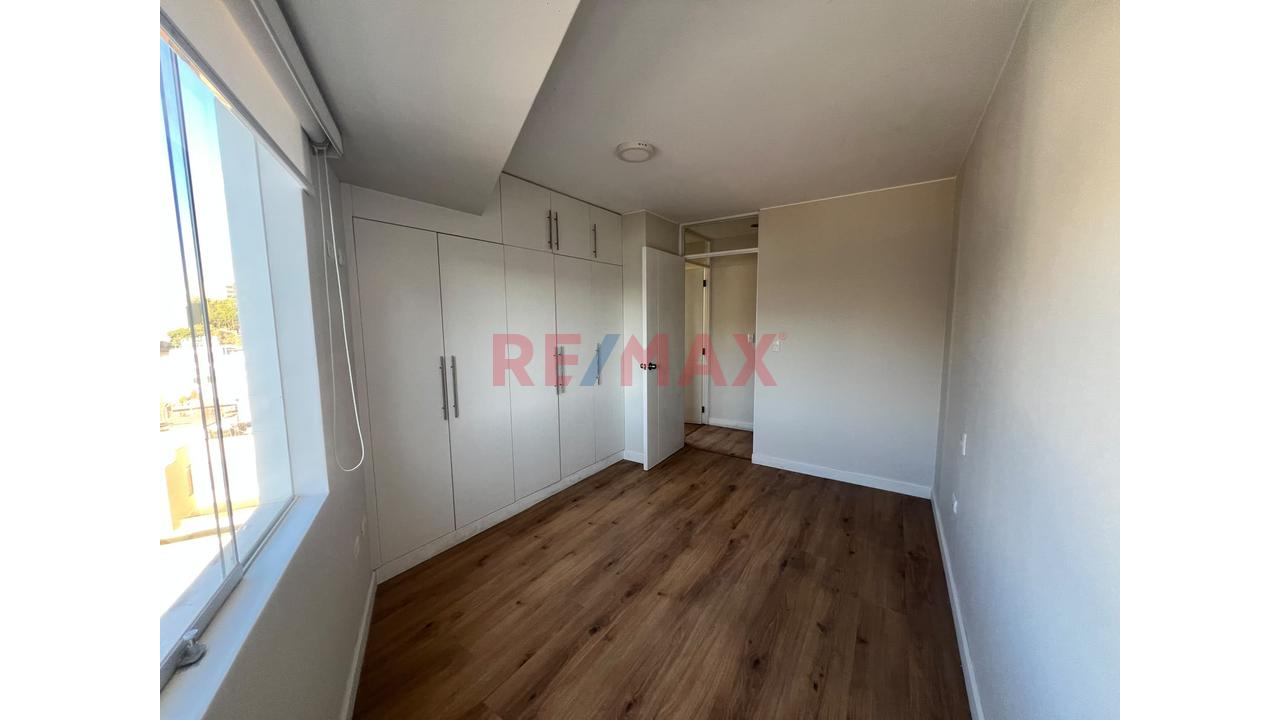 Se Vende Moderno Departamento Con Cochera En Coop. Ingenierios - Cayma — foto 10
