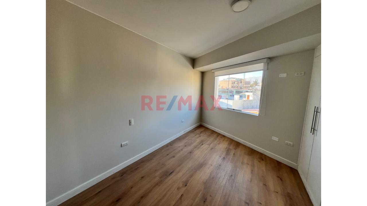 Se Vende Moderno Departamento Con Cochera En Coop. Ingenierios - Cayma — foto 9