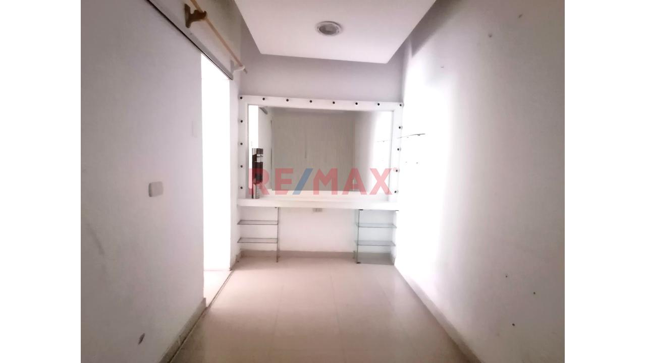 🚀 ¡Oportunidad Local Con Acceso Independiente En Jesús María! 🏪✨ — foto 7