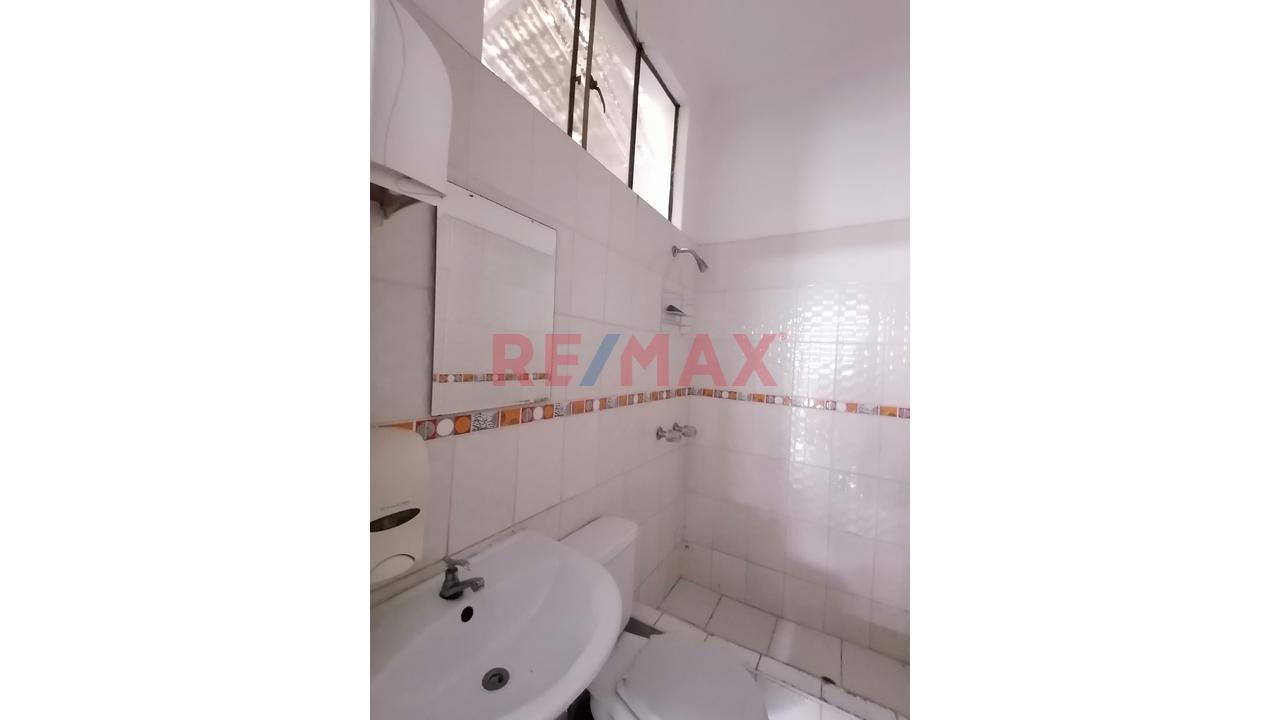 🚀 ¡Oportunidad Local Con Acceso Independiente En Jesús María! 🏪✨ — foto 5