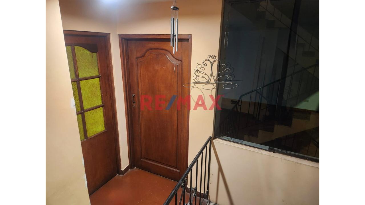 Amplio Departamento En Alquiler En Salamanca – Ate — foto 1