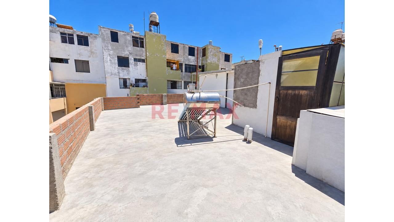 🏡 ¡Se Vende Amplia Casa De 2 Pisos - Paucarpata! — foto 7