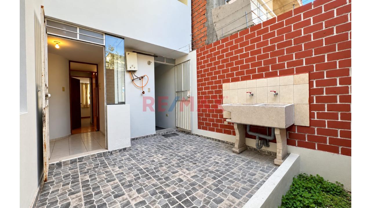 Casa En Urbanizacion Los Zafiros — foto 3