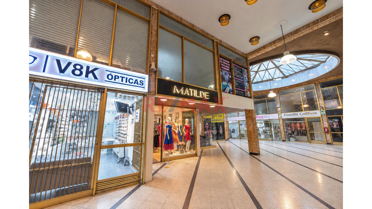 𝗟𝗢𝗖𝗔𝗟 𝗖𝗢𝗠𝗘𝗥𝗖𝗜𝗔𝗟 𝗘𝗡 𝗝𝗥. 𝗗𝗘 𝗟𝗔 𝗨𝗡𝗜𝗢́𝗡 | 𝗚𝗔𝗟𝗘𝗥𝗜́𝗔 𝗟𝗔 𝗚𝗥𝗔𝗡 𝗩𝗜́𝗔 — foto 7