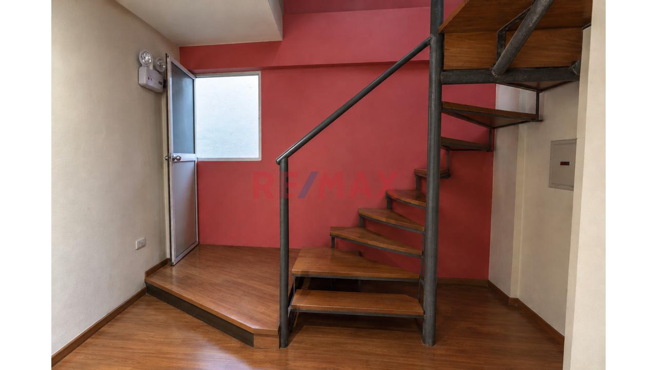 𝗟𝗢𝗖𝗔𝗟 𝗖𝗢𝗠𝗘𝗥𝗖𝗜𝗔𝗟 𝗘𝗡 𝗝𝗥. 𝗗𝗘 𝗟𝗔 𝗨𝗡𝗜𝗢́𝗡 | 𝗚𝗔𝗟𝗘𝗥𝗜́𝗔 𝗟𝗔 𝗚𝗥𝗔𝗡 𝗩𝗜́𝗔 — foto 10