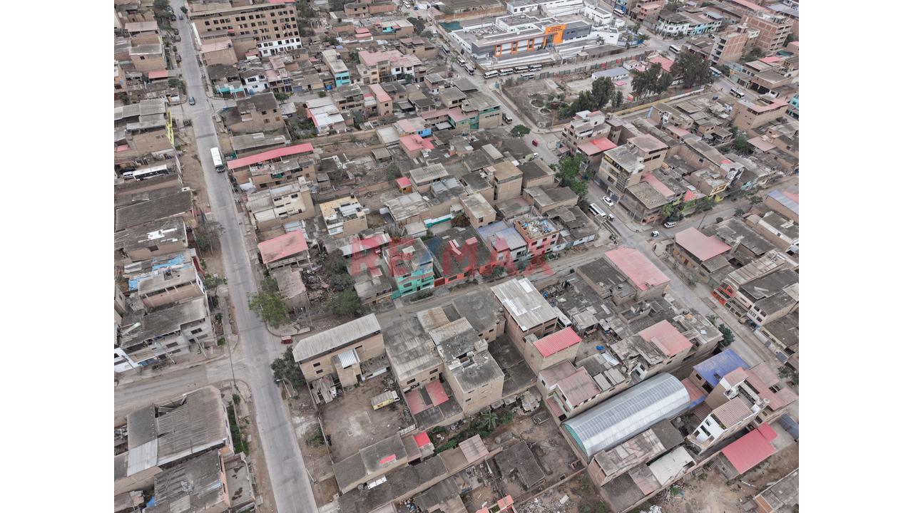 Casa En Venta - Precio De Ocasion 478.80 M2 Exclente Oportunidad De Inversion En Villa Maria Del Triunfo — foto 11