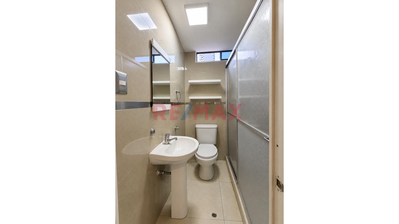 🏥 ¡Oportunidad De Inversión En Lince - Edificio En Venta!🔑 - 10