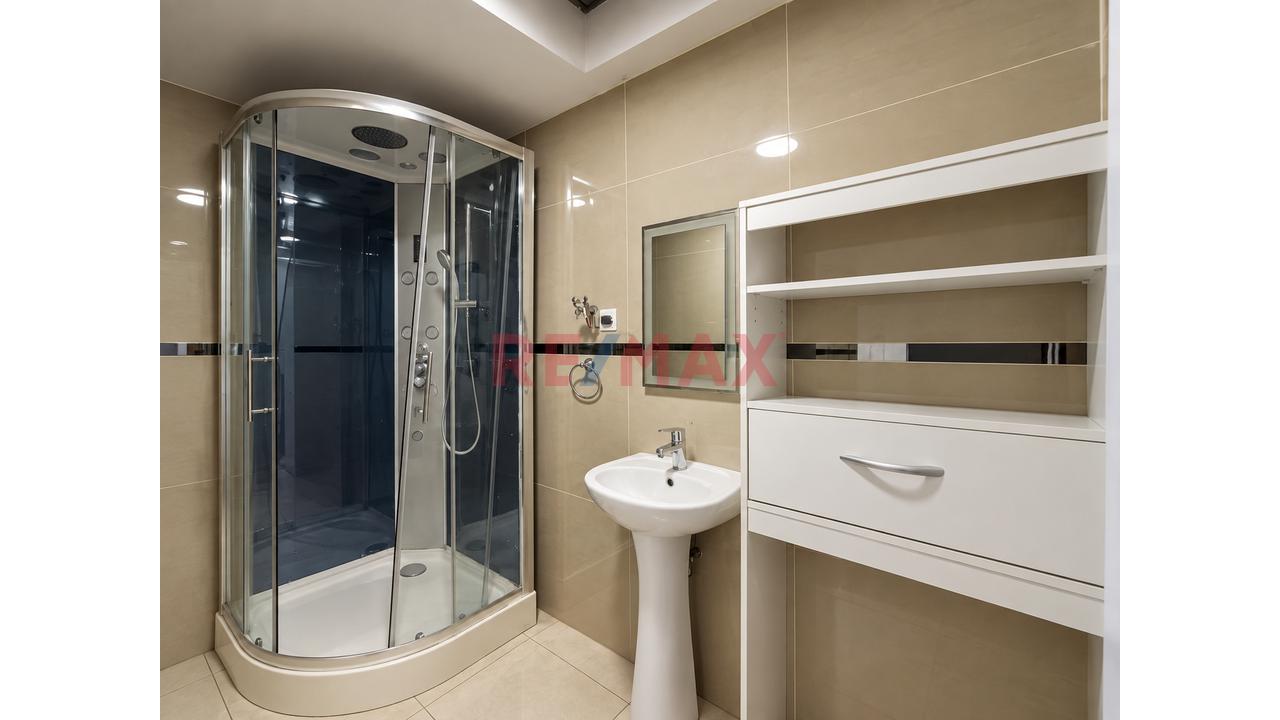 🏥 ¡Oportunidad De Inversión En Lince - Edificio En Venta!🔑 - 5