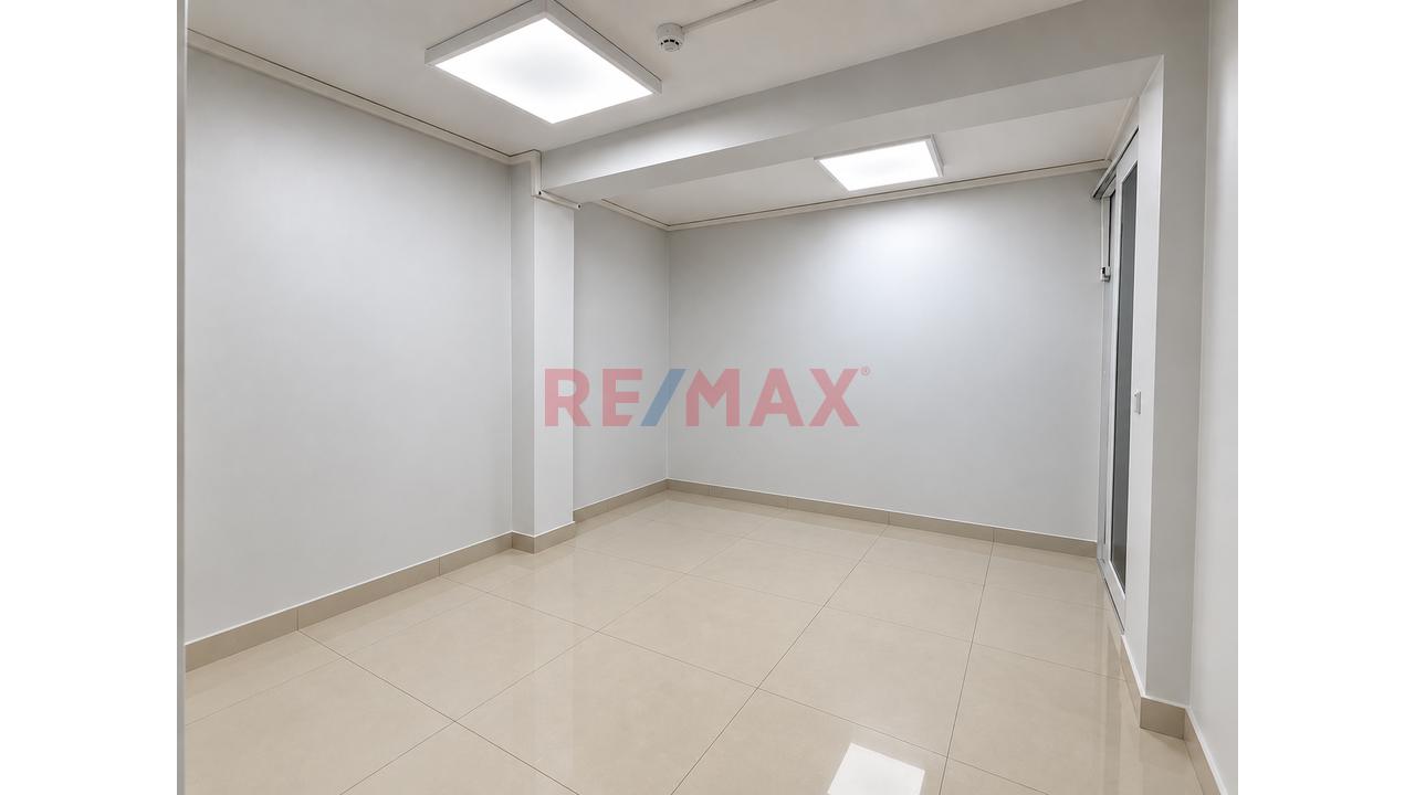 🏥 ¡Oportunidad De Inversión En Lince - Edificio En Venta!🔑 - 14