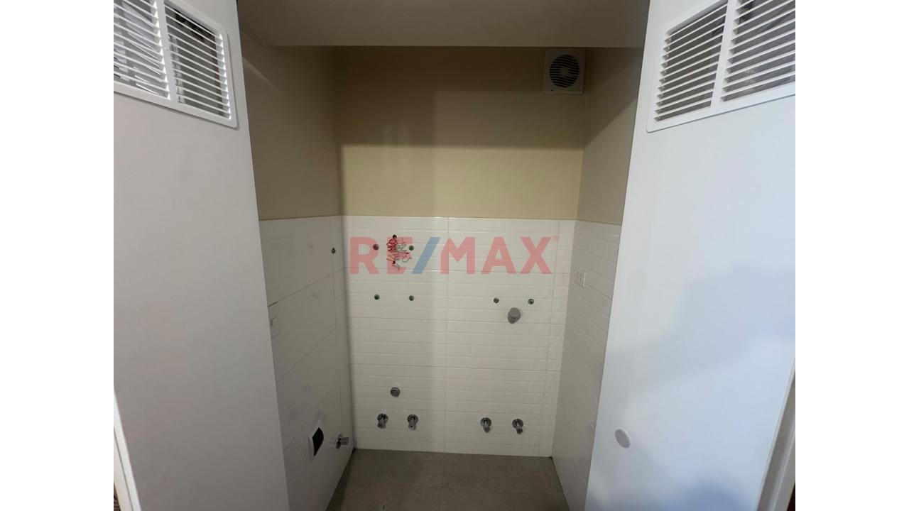 Venta De Departamento Con Cochera Y Deposito En La Mejor Zona De Jesus Mara — foto 14