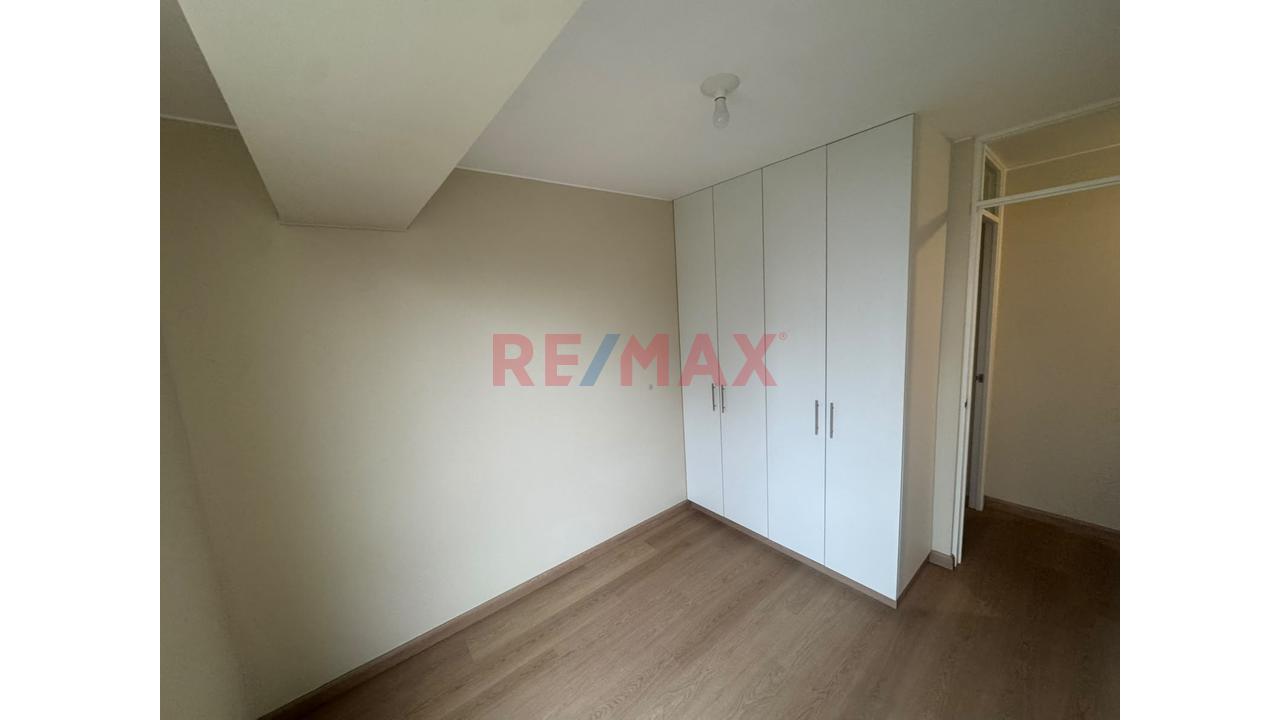 Venta De Departamento Con Cochera Y Deposito En La Mejor Zona De Jesus Mara — foto 9