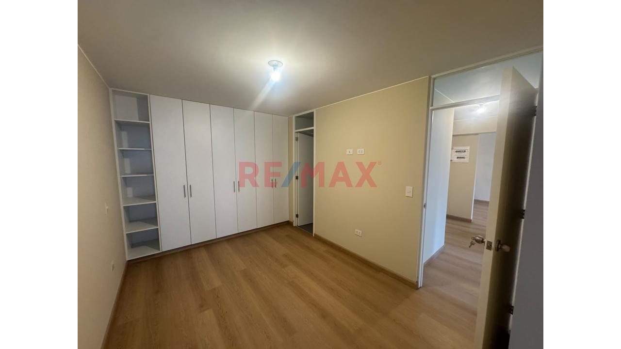 Venta De Departamento Con Cochera Y Deposito En La Mejor Zona De Jesus Mara — foto 5