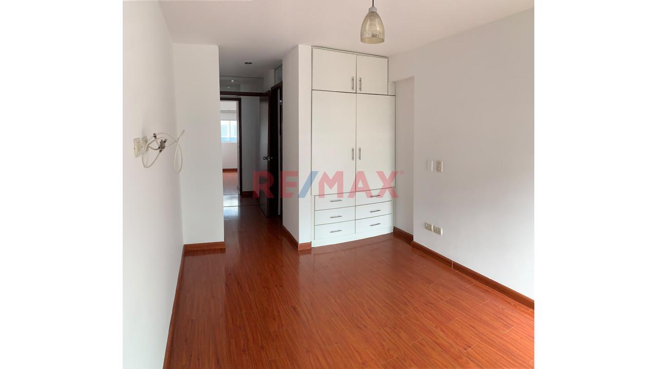 Espectacular Duplex De 160 M² Con Terraza Y 2 Estacionamientos– Av. Egusquiza, Pueblo Libre - 4