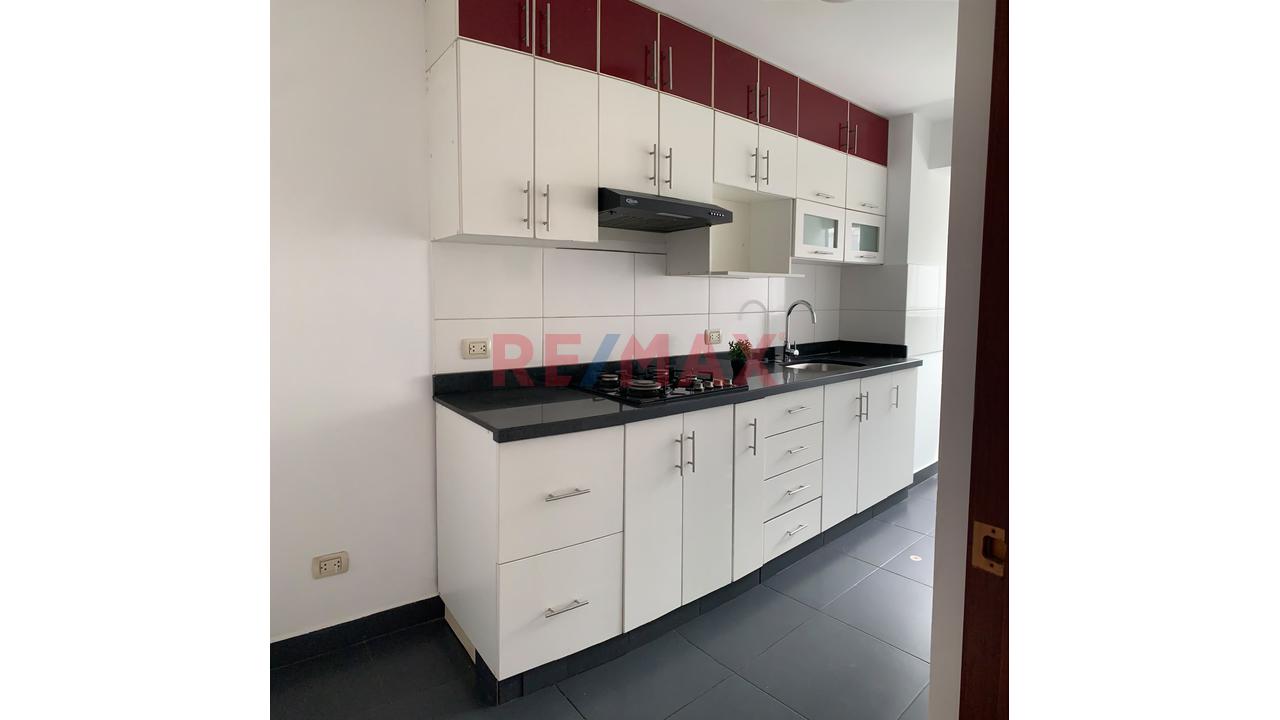 Espectacular Duplex De 160 M² Con Terraza Y 2 Estacionamientos– Av. Egusquiza, Pueblo Libre - 5