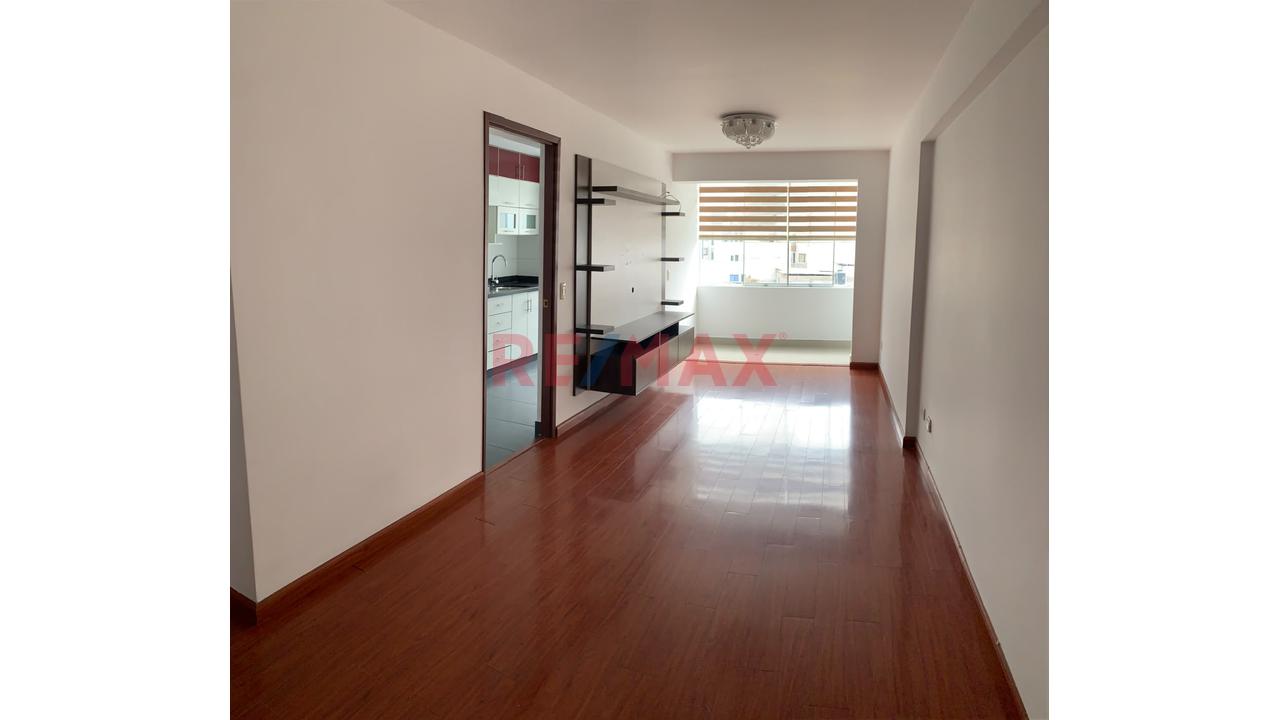 Espectacular Duplex De 160 M² Con Terraza Y 2 Estacionamientos– Av. Egusquiza, Pueblo Libre - 3