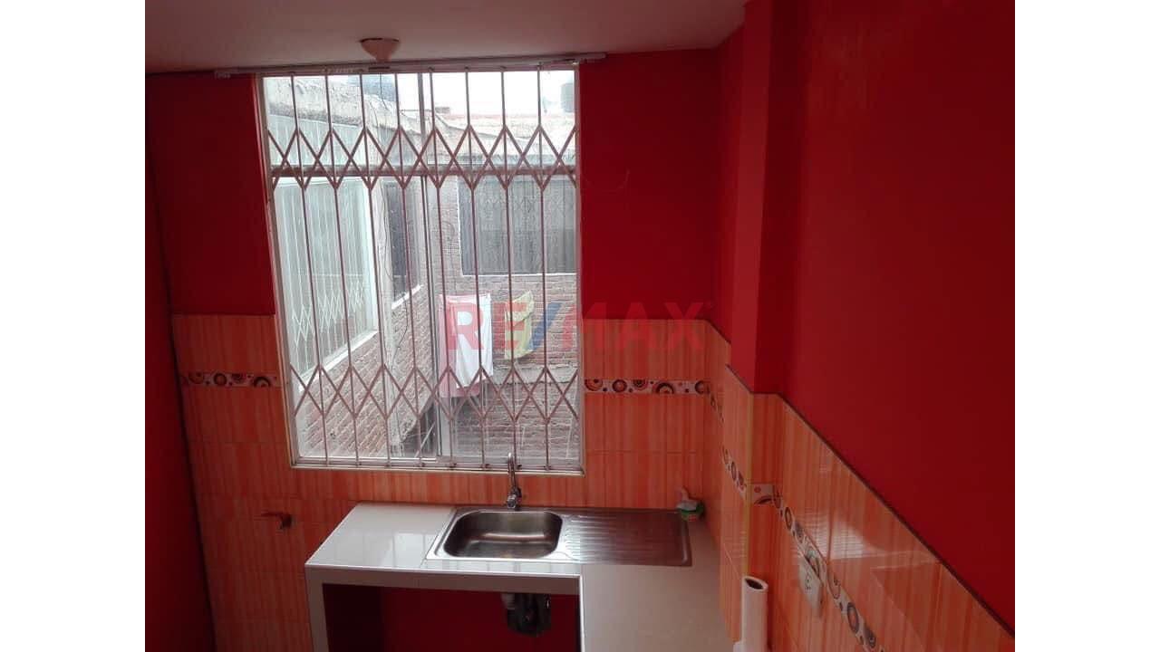 Departamento En Venta Cerca Hospital Almanzor Chiclayo — foto 3