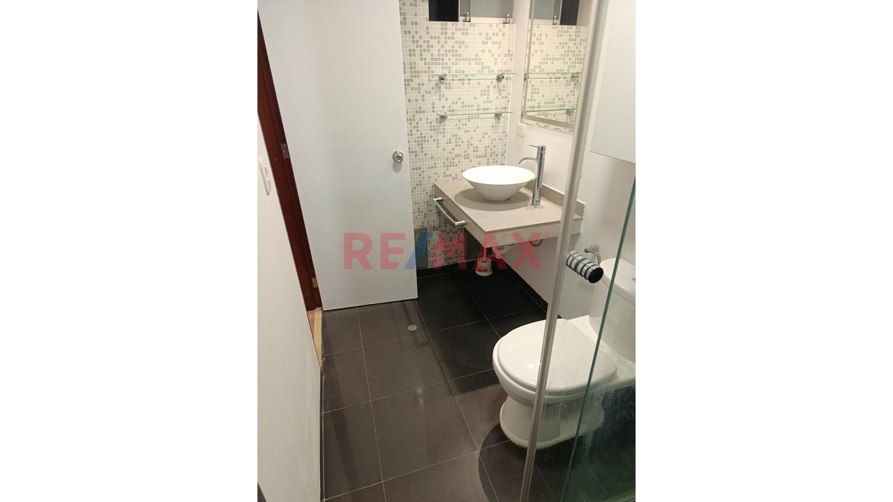 ¡Vive En Barranco! Departamento Triplex De 1 Dormitorio Con Hermosa Terraza Amoblada Y Cochera - 15