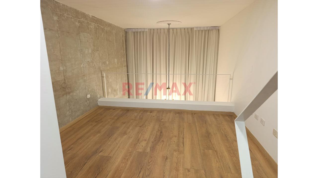 ¡Vive En Barranco! Departamento Triplex De 1 Dormitorio Con Hermosa Terraza Amoblada Y Cochera - 6