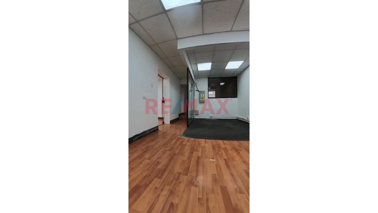 Local comercial de 250 m² en San Isidro — foto 4