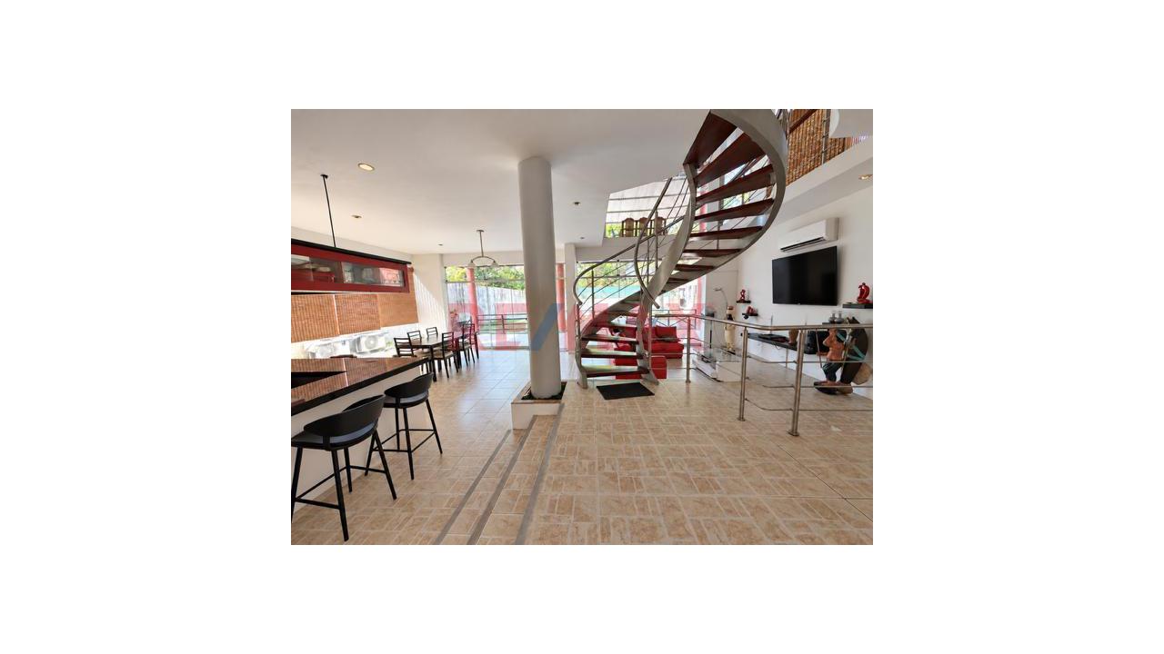 Moderna Casa De Campo Donde La Arquitectura Contemporanea Se Encuentra Con La Naturaleza De Iquitos — foto 12