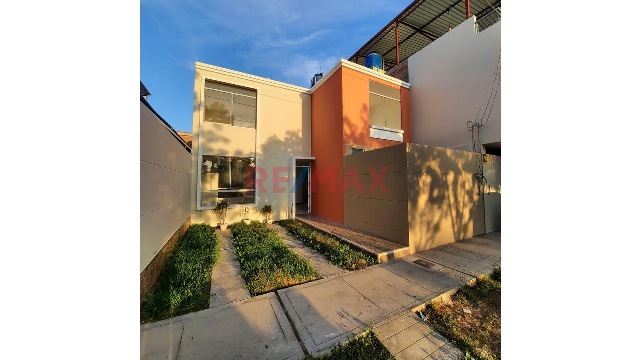 😀 De Ocasión Casa En Venta 🏡 Urb. Santa Rosa Country Club Mz H Lote 18 🔝 👉 3 Habitaciones 2 Pisos — foto 14