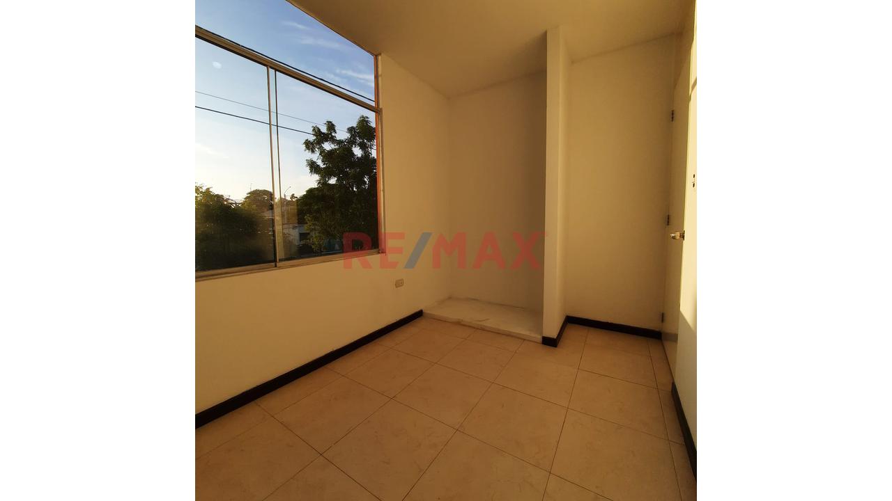 😀 De Ocasión Casa En Venta 🏡 Urb. Santa Rosa Country Club Mz H Lote 18 🔝 👉 3 Habitaciones 2 Pisos — foto 8