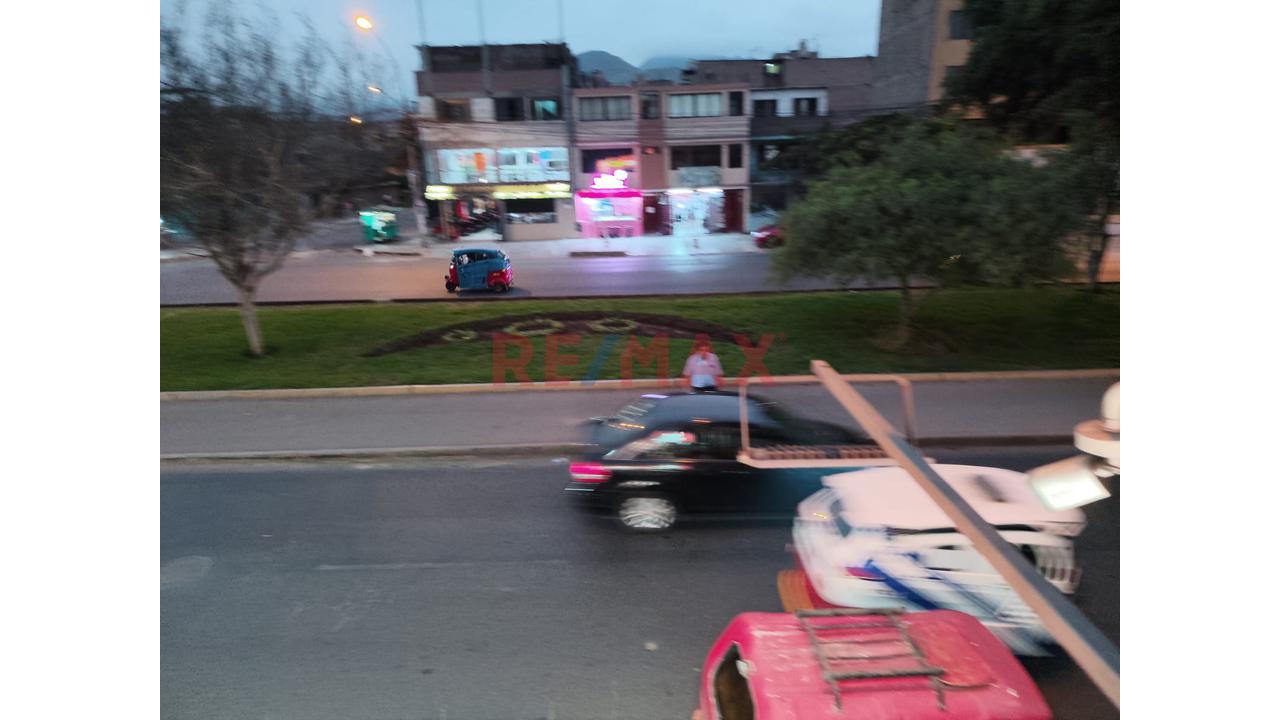 Se Alquila Aires 2Do Piso Av. Las Flores De Primavera Sjl - 8