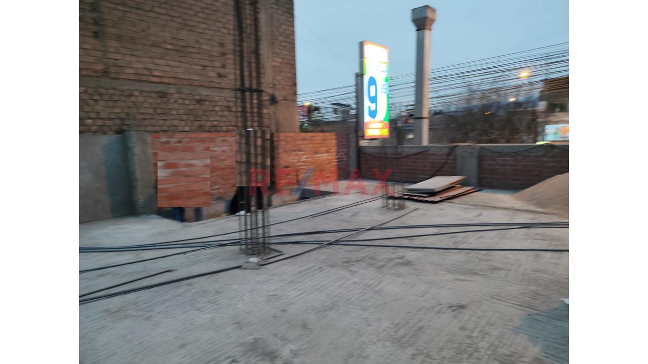 Se Alquila Aires 2Do Piso Av. Las Flores De Primavera Sjl - 2
