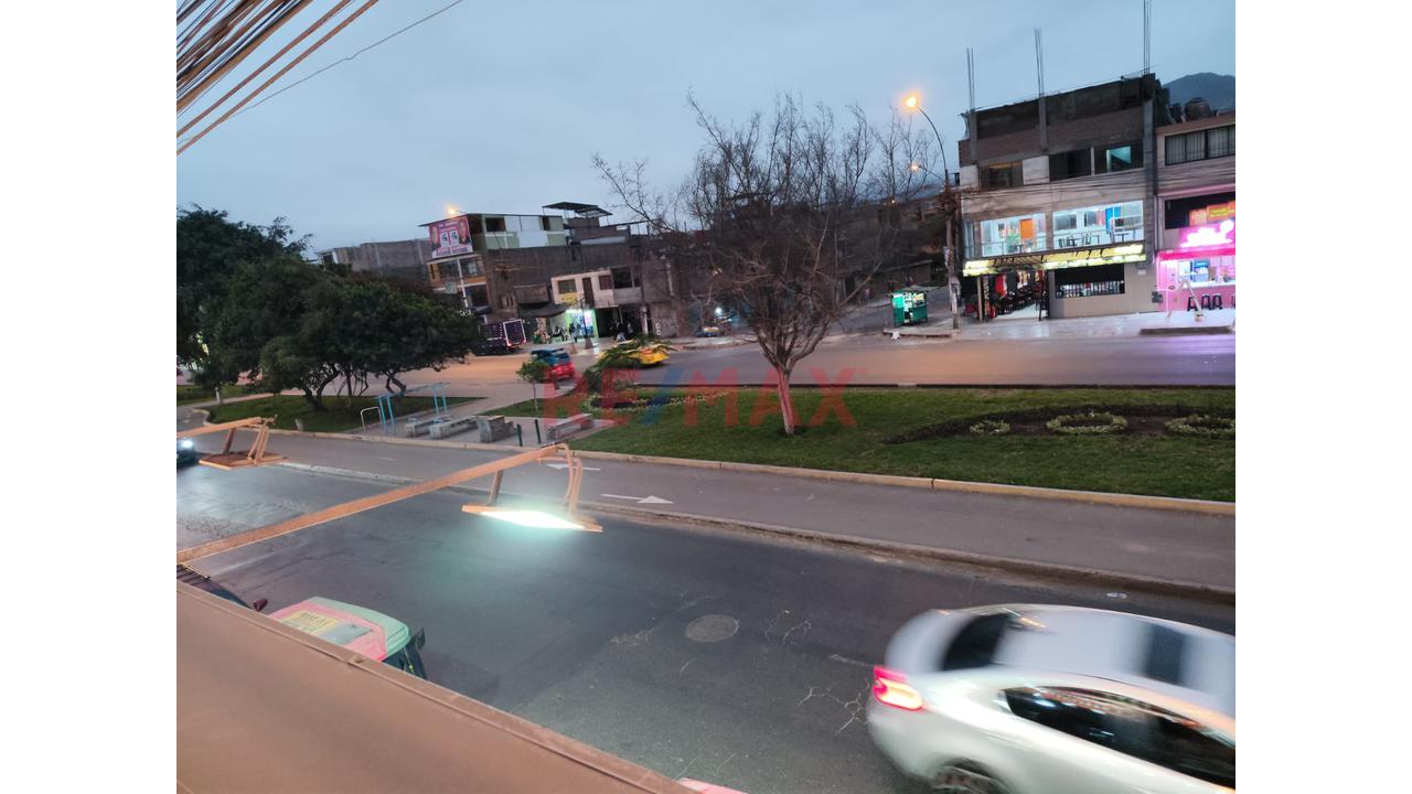 Se Alquila Aires 2Do Piso Av. Las Flores De Primavera Sjl - 9