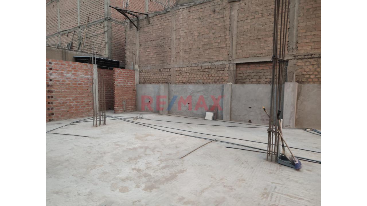Se Alquila Aires 2Do Piso Av. Las Flores De Primavera Sjl - 10