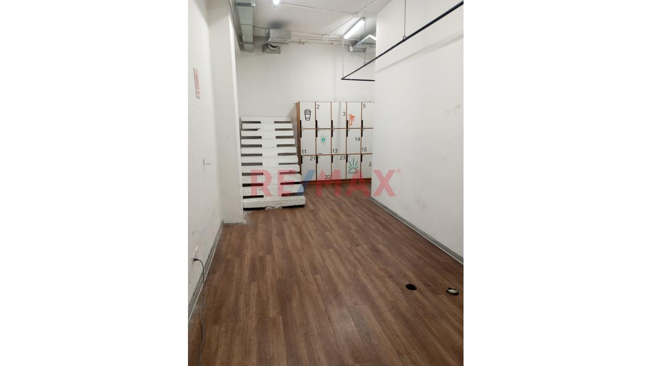 Excelente Local Comercial Av. Petit Thouars - Lince - 4