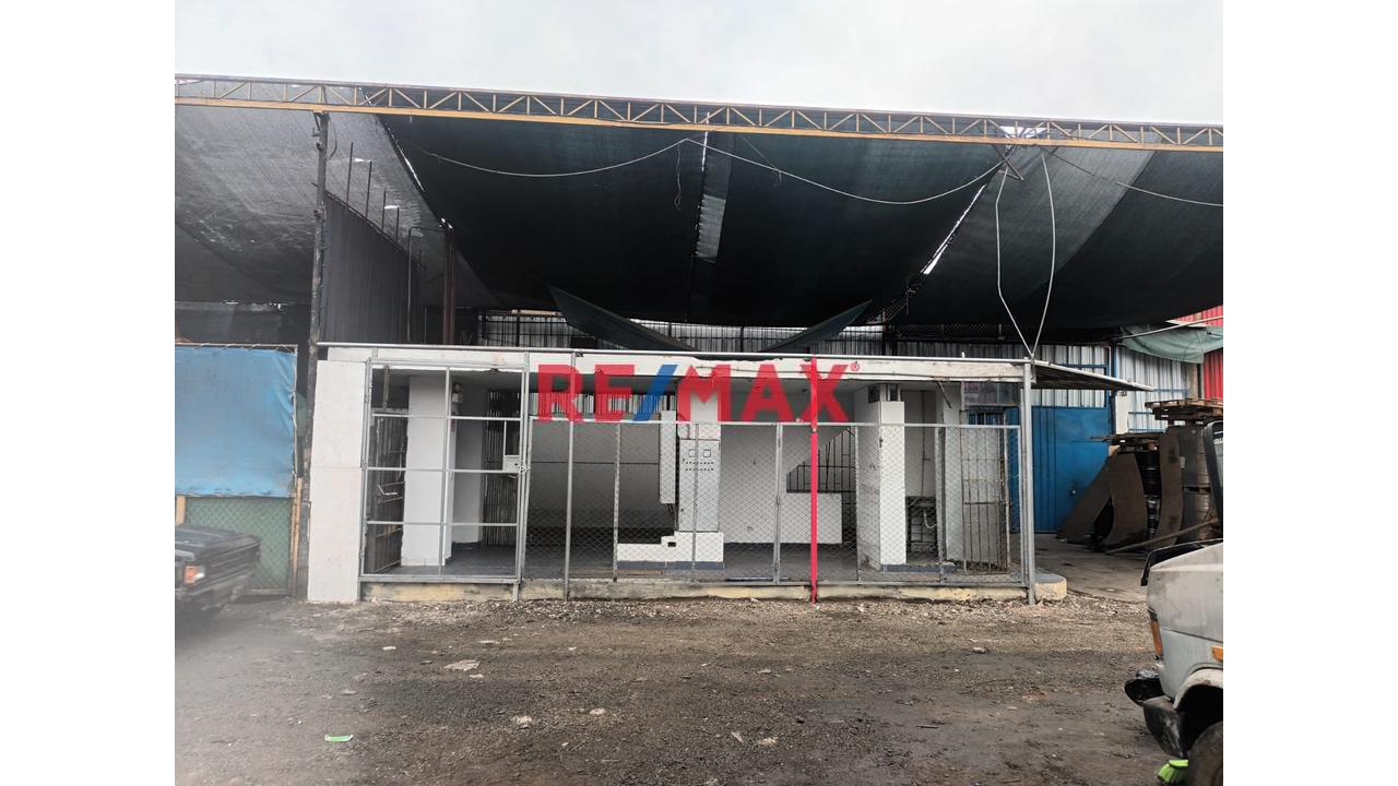 Estratégico Local Comercial En La Zona Mas Transitada De San Luis - 1
