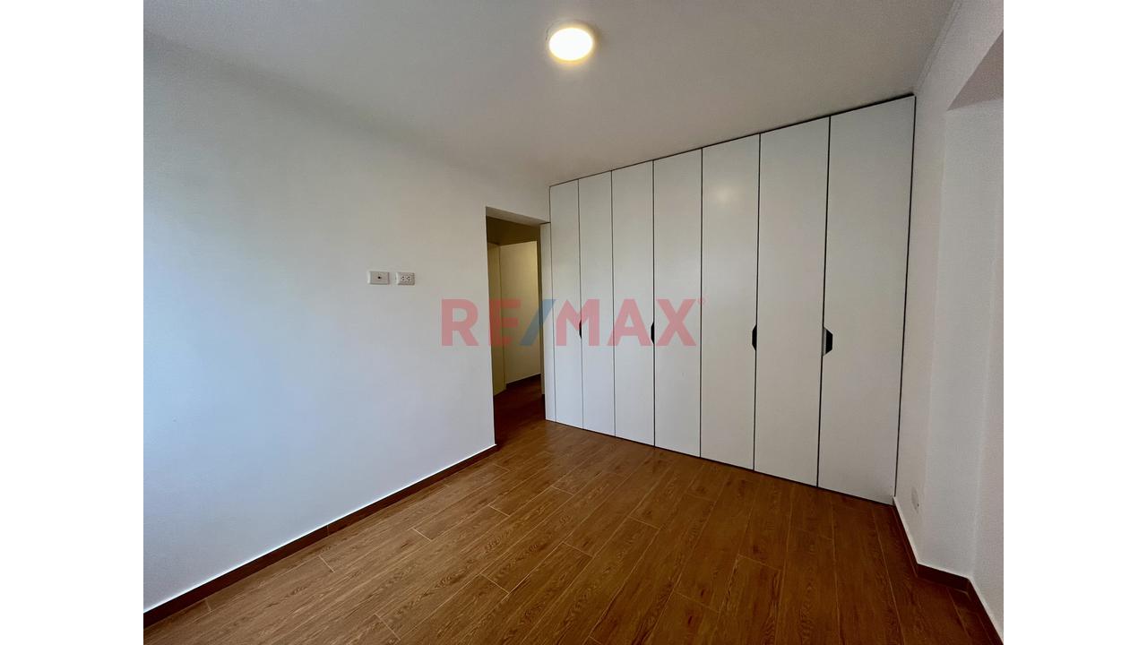 Departamento Renovado En Alquiler En Breña | 3 Dormitorios + Sala De Estar | Balcón - 20
