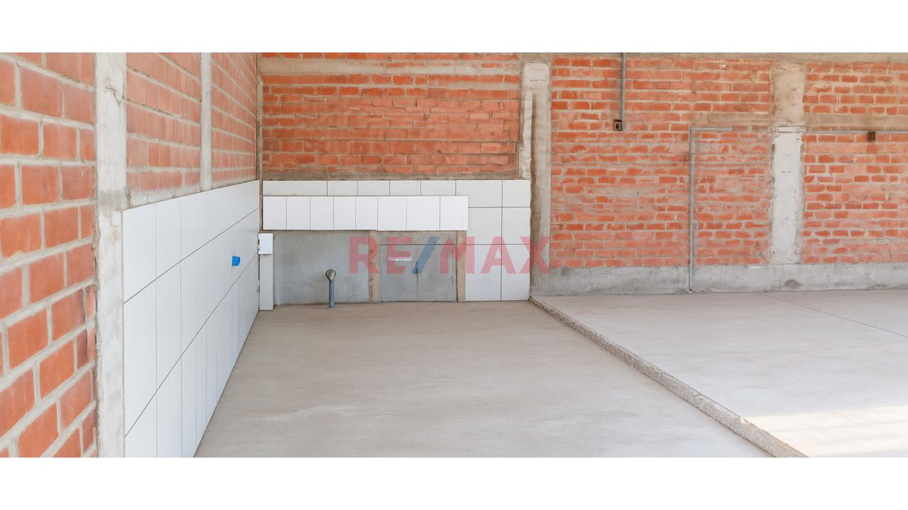 Alquilo Local De 500 M2 En Urb. Santa Rosa, La Victoria, Chiclayo - 3