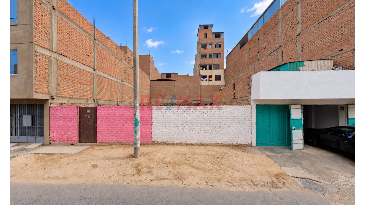 🏡Terreno En Venta De 120 M² En San Martín De Porres | ¡Potencial Para Construir! - 2
