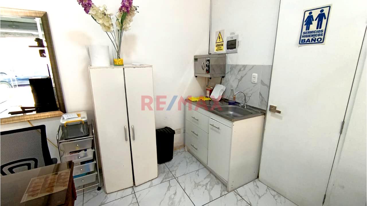 Local Comercial En Venta – Zona Altamente Comercial Del Callao - 13