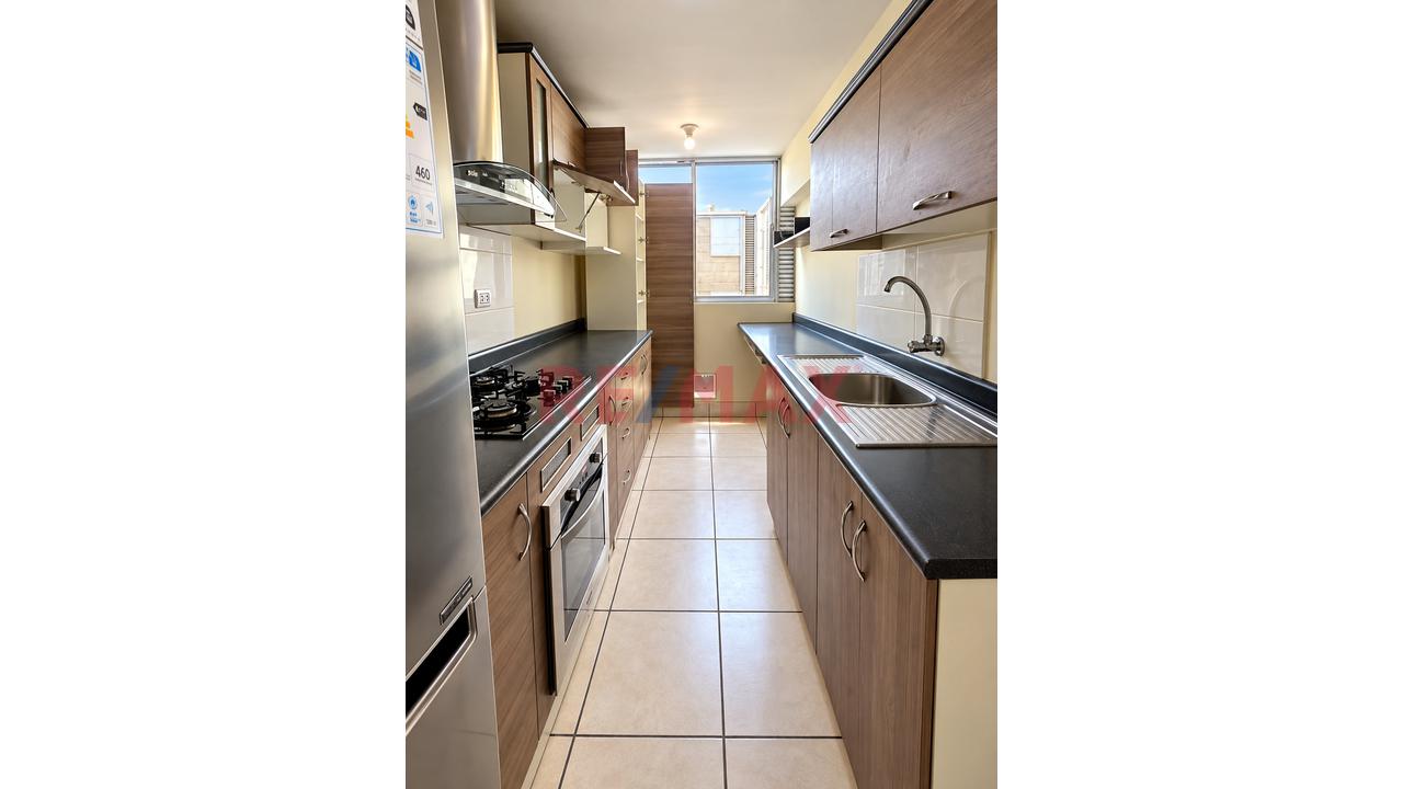 Alquiler De Hermoso Dúplex Con Terraza Y Estacionamiento – Comas - 4