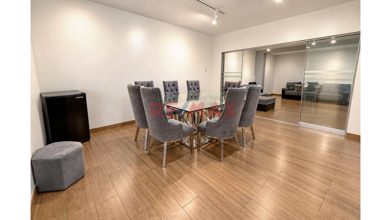 Casa de 4 dormitorios en Santiago de Surco, 236 m² — foto 3
